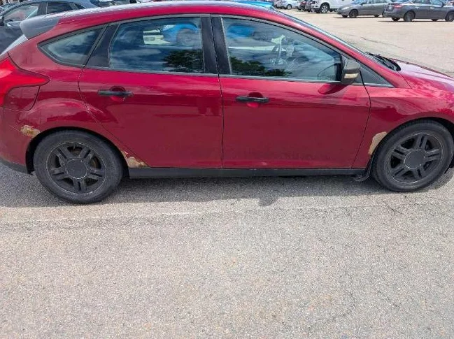 Ford focus 2013 thumbnail 4