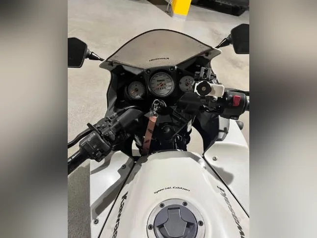 Kawasaki 2011 Ninja 250 EX édition spéciale thumbnail 4