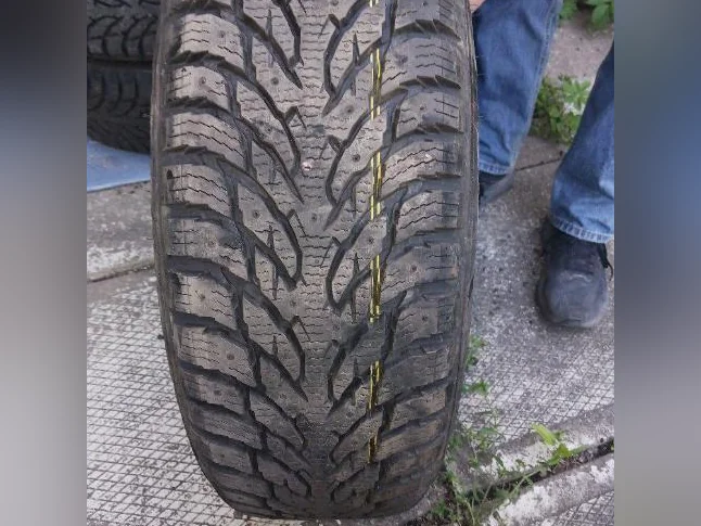 225/65R/17 Winter tires Nokian Nordman with MAGS