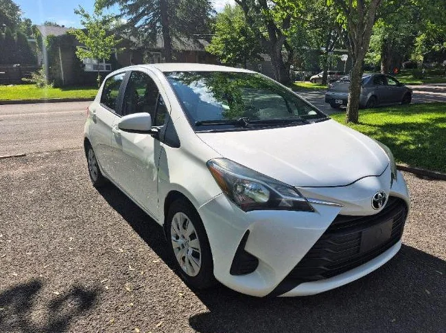 Tojyota yaris le 2018 automatique full thumbnail 2