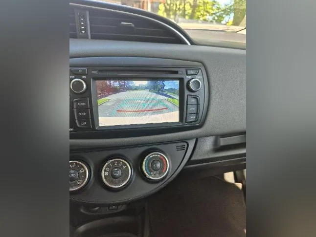 Tojyota yaris le 2018 automatique full thumbnail 9