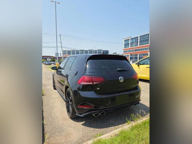 2019 Golf R DSG 4Motion AWD | 100% Stock | Entretien A1 thumbnail 4