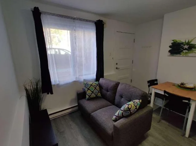 Très joli 2 1/2 dans un super quartier