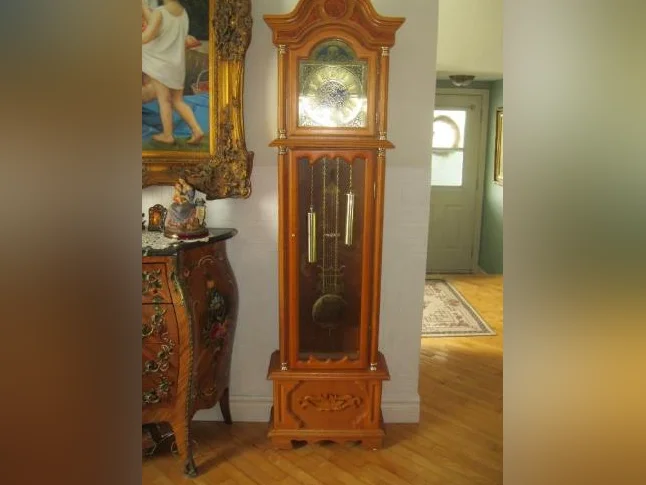 Horloge grand-père Dakota - RÉSERVÉE