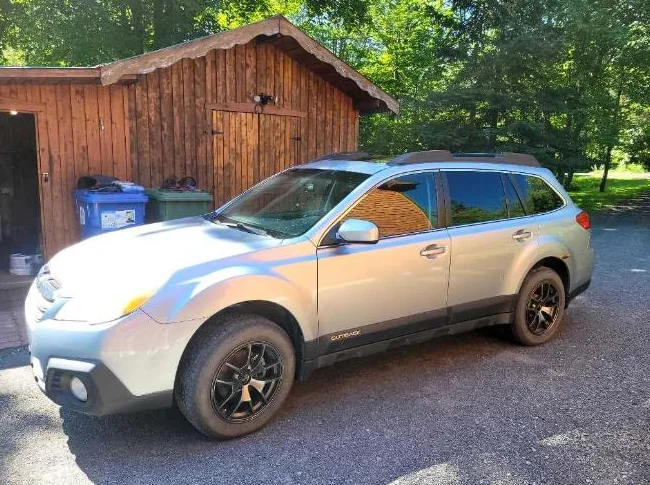 subaru outback thumbnail 2