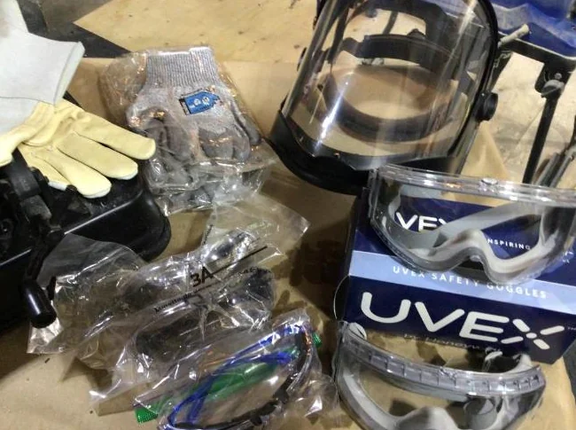 Scie de marque Metabo et accessoires atelier. thumbnail 5