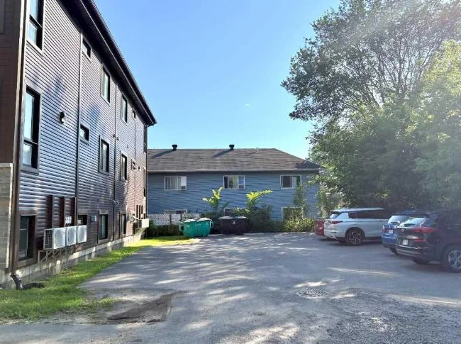Logement 2 Chambres 1 Salle de Bain - 1er étage - Bois Des Filion thumbnail 9