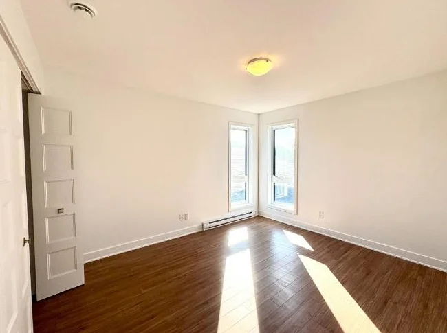 Logement 2 Chambres 1 Salle de Bain - 1er étage - Bois Des Filion thumbnail 4