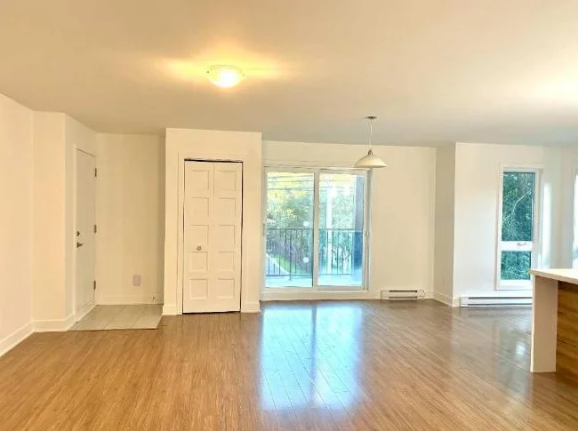 Logement 2 Chambres 1 Salle de Bain - 1er étage - Bois Des Filion thumbnail 2