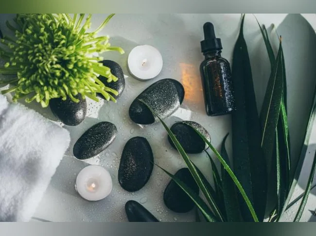 Therapeutic or relaxation massage in Ahuntsic, promotion. thumbnail 5