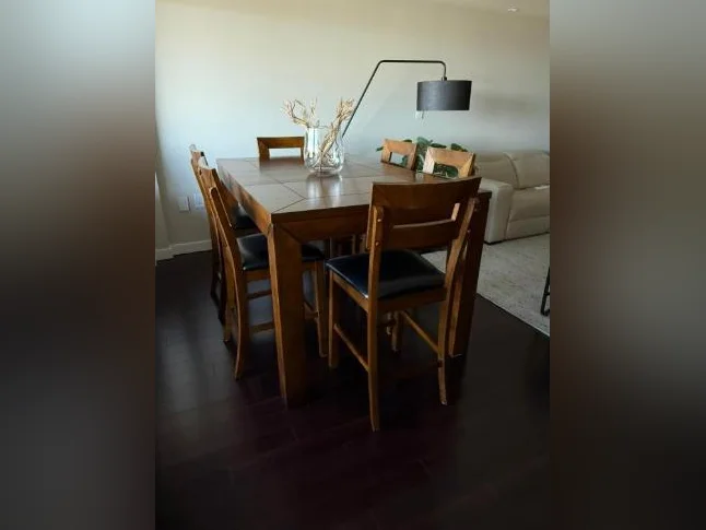 Ensemble de table bistro en bois massif thumbnail 3