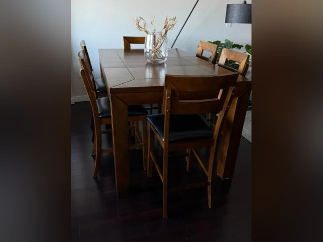 Ensemble de table bistro en bois massif thumbnail 2