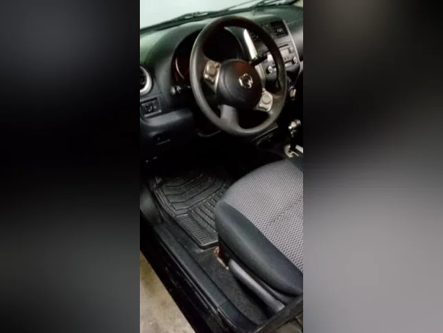 Nissan micra 2017 thumbnail 8