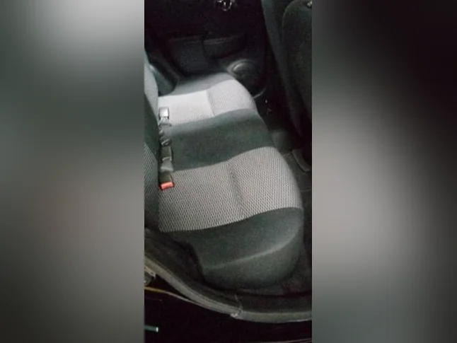 Nissan micra 2017 thumbnail 10