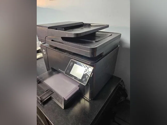HP LaserJet Pro M177fw Couleur - CONSOMMABLES 100% NEUFS - Prête à l'emploi thumbnail 2