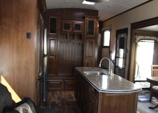 Caravane à sellette Jayco Pinnacle 2016 thumbnail 9