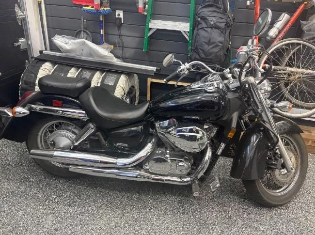 Honda Shadow 750cc thumbnail 3