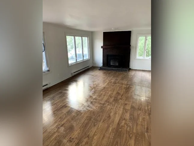 Logement 41/2 St-Sauveur thumbnail 8