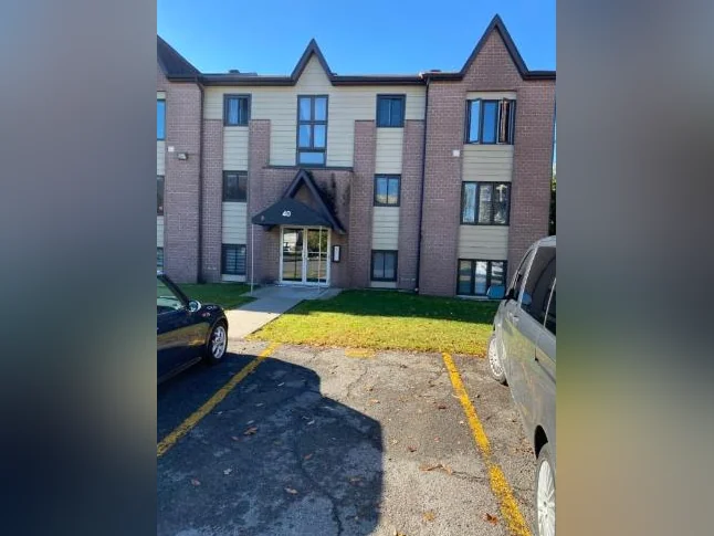 4 1/2 style Condo St Jerome