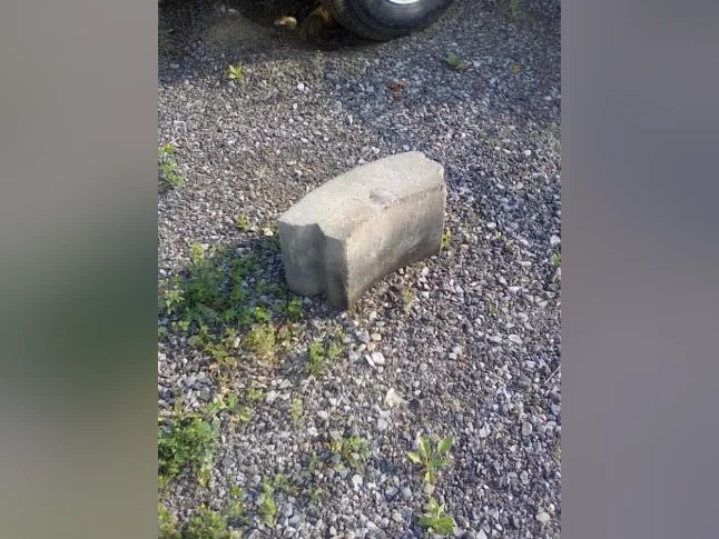 19 blocs de béton pour foyer à donner. thumbnail 3
