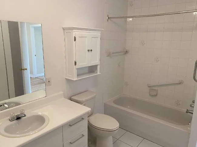 Appartement 3 1/2 et 4 1/2 pour 55 ans et + au Cap-de-la-Madeleine thumbnail 4