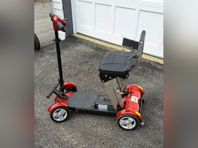 Quadriporteur pliable en aluminium