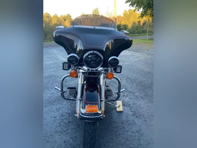 Harley flhtc 2011 thumbnail 2