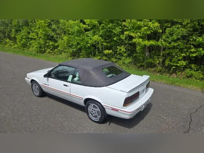 Pontiac Sunbird SE 1993 convertible thumbnail 10