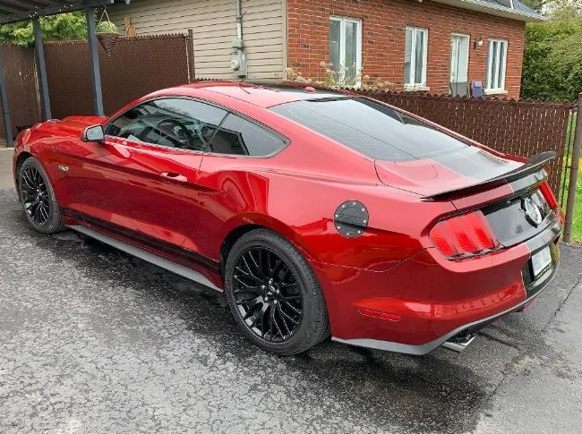 Superbe Mustang GT 2015 V8 5.0L Premium Performance Package avec plusieurs ajouts thumbnail 4