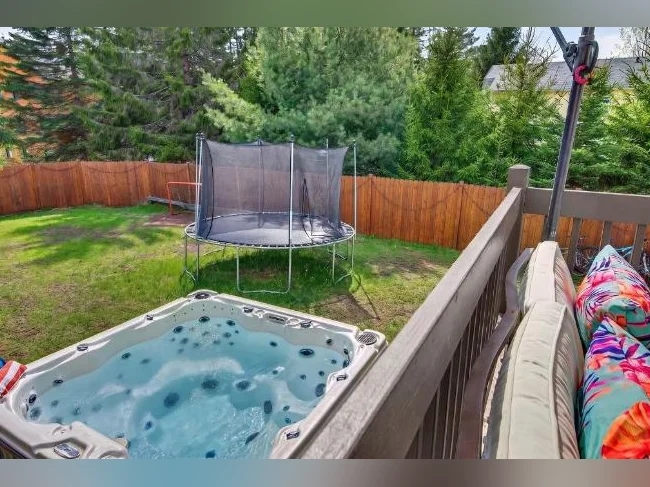 Belle maison de ville à louer Mont-Tremblant - long terme thumbnail 2
