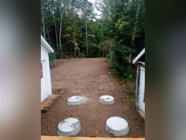 À LOUER (1200$/mois) OU À VENDRE (200 000$) - TRÈS BELLE MAISON AU LAC MINOUCHE À SAINT-ULRIC thumbnail 9