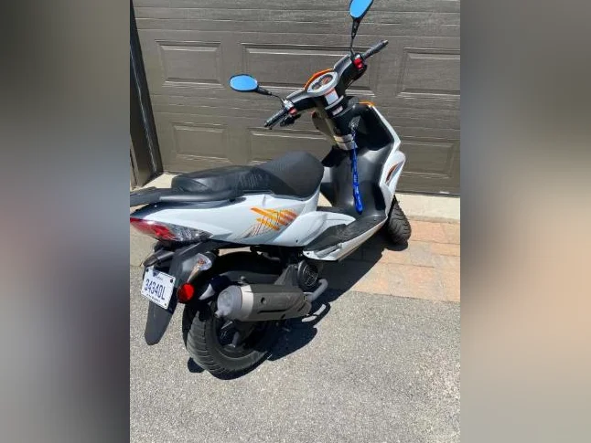 Scooter Adly 2022 thumbnail 4