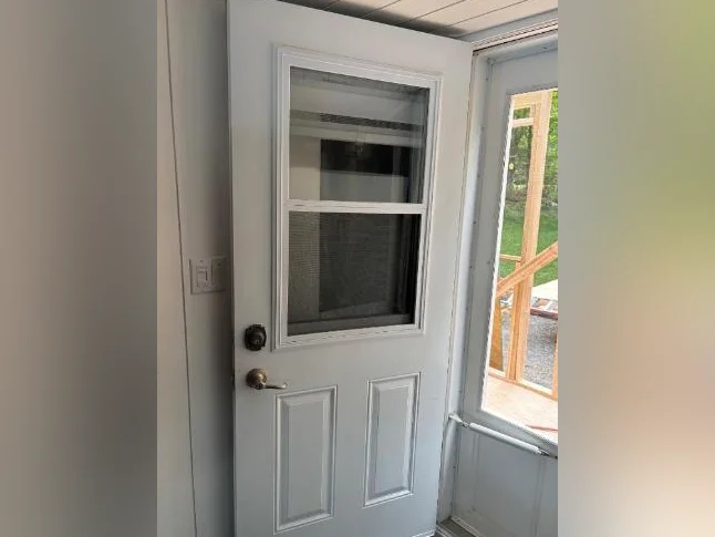 Porte exterieure de 34''