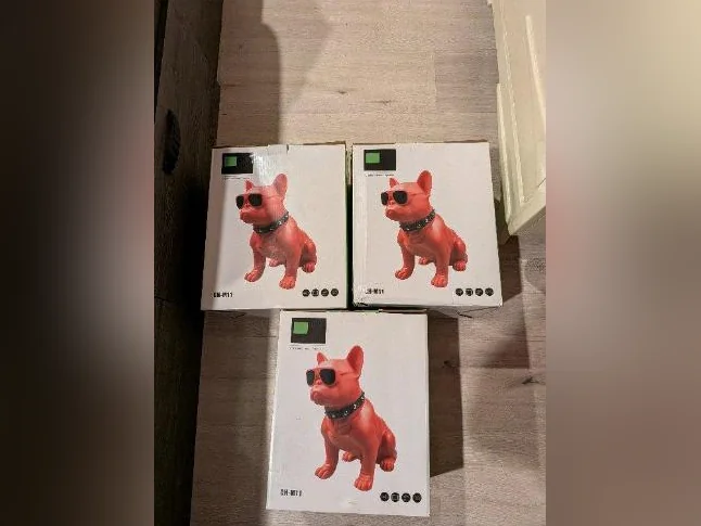 SPEAKERS DOG BLUETOOTH NEW RED