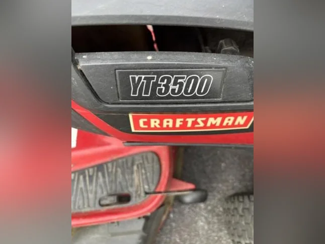 Tracteur à gazon thumbnail 2