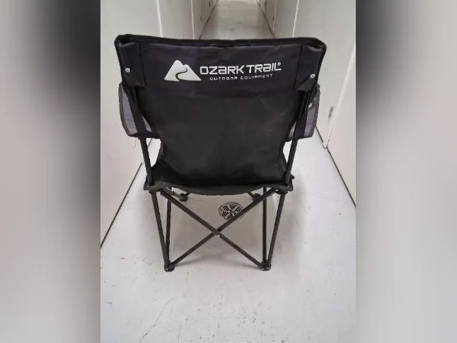 Chaise de camping pliante à dossier large Outbound avec porte-gobelet thumbnail 2