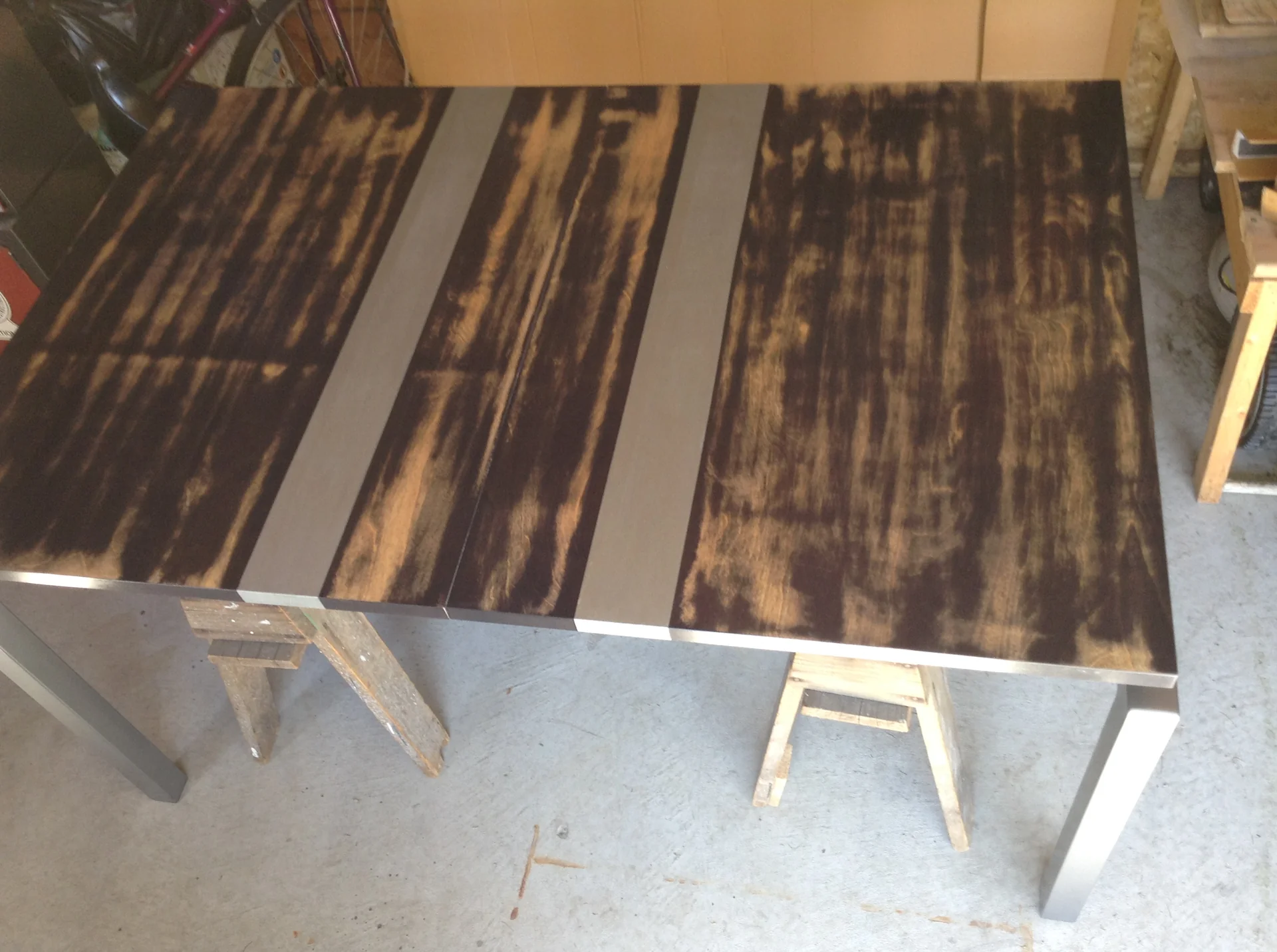 Table de cuisine thumbnail 2