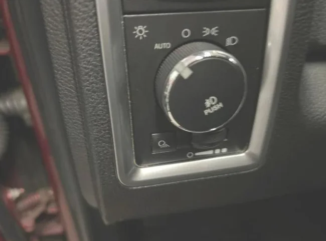 SUCCESSION 2014 Ram 1500 4X4 V6 Panastar thumbnail 7