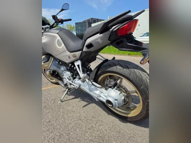moto guzzi v100 mandello thumbnail 8