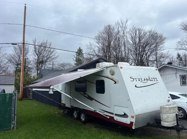Roulotte streamlite 2008 22fb. Prix pour vente rapide.