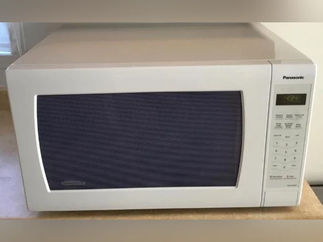 Micro-ondes grande capacite thumbnail 2