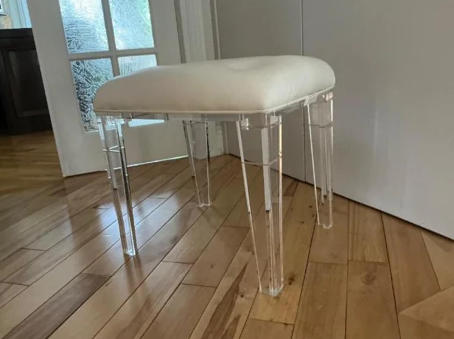 Banc de coiffeuse