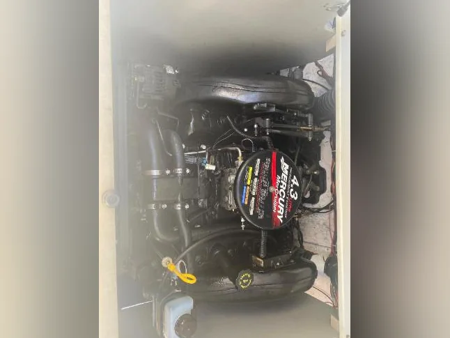 Bateau Starcraft, GT, 2018, pieds mer cruiser 4.3 l V6 thumbnail 4