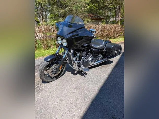 Moto Triumph Thunderbird Storm thumbnail 3