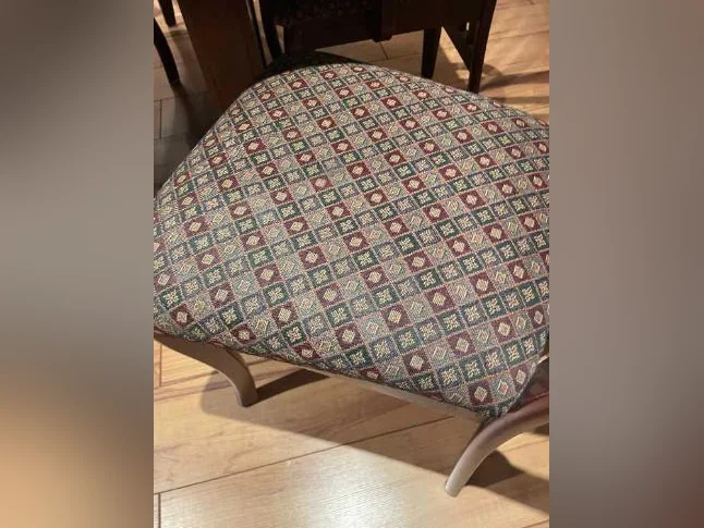 TABLE CUISINE, 1 PANNEAU ET 6 CHAISES thumbnail 3