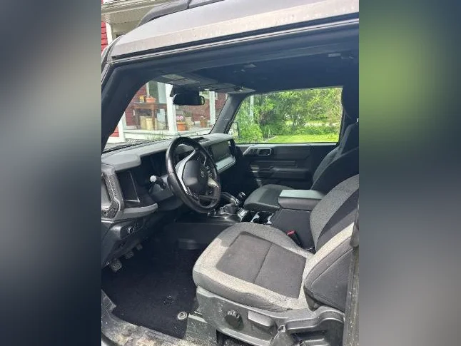 2021 Ford Bronco manual thumbnail 8