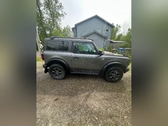 2021 Ford Bronco manual thumbnail 2