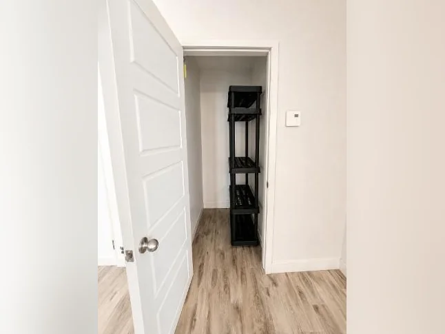 ✨ À LOUER – Condo 2 ½ à Candiac – 1 060 $/mois ✨ thumbnail 2