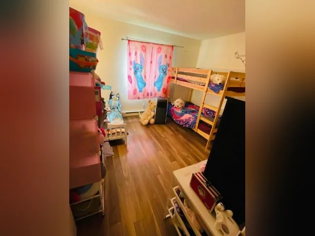 2 bedroom 1 bathroom thumbnail 4