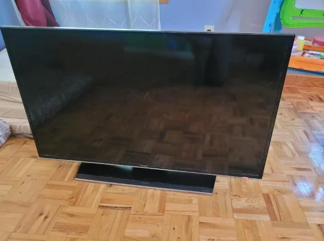 Télévision intelligent de première génération a vendre